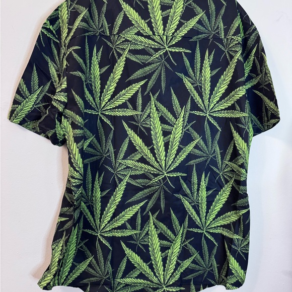 Hawaiian King Cannabis Men’s Two Piece Set Shirt and Trunks NWOT Sz M Free Gift - Picture 3 of 11